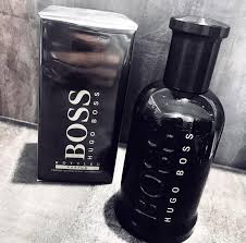 Hugo Boss Negro: La Esencia de la Sofisticación Intensa