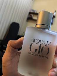 ACQUA Dl GIO: Frescura Inigualable y Elegancia